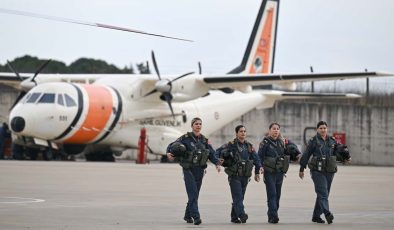 Gökyüzünde ve denizde mucizeler yaratan kadın pilotlar