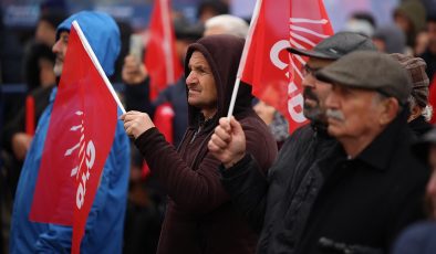 Emekliler isyan etti: Kasabın önünden geçemiyoruz