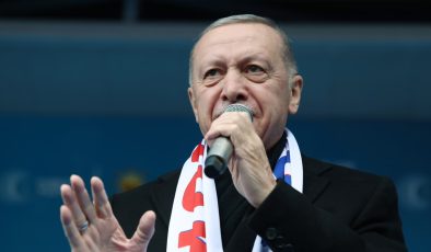 Erdoğan: Ülkenin gündemi çalışanların refah kaybı