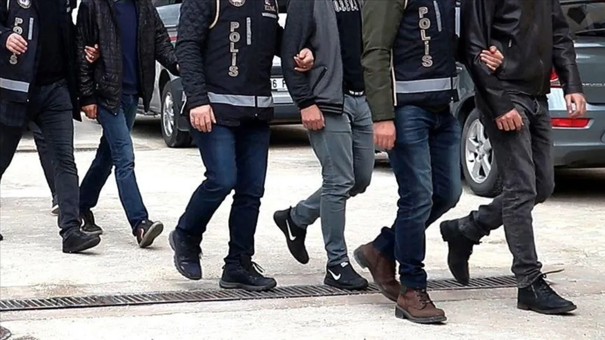 Ankara’da FETÖ operasyonu! 12 şüpheli gözaltına alındı
