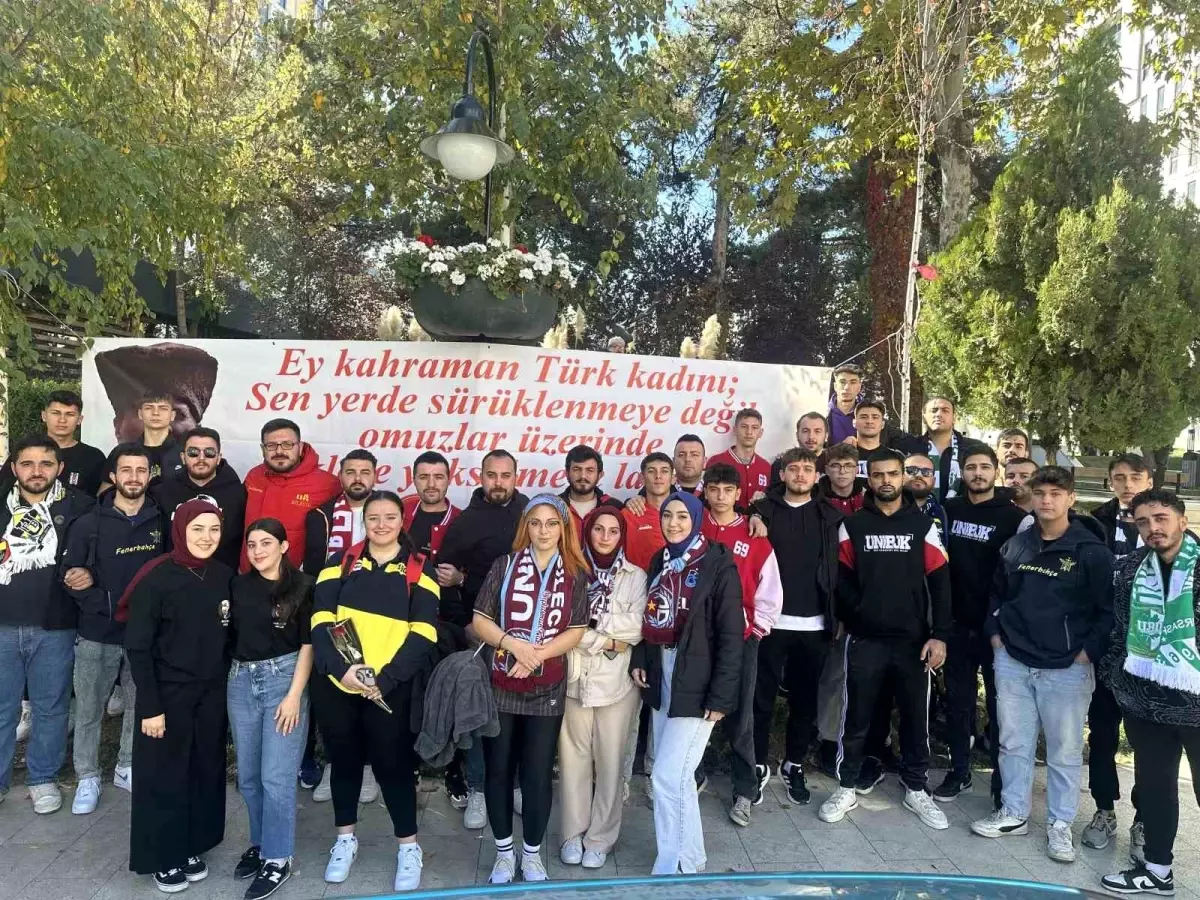 Bilecik’te Taraftarlardan Şiddete Hayır Eylemi