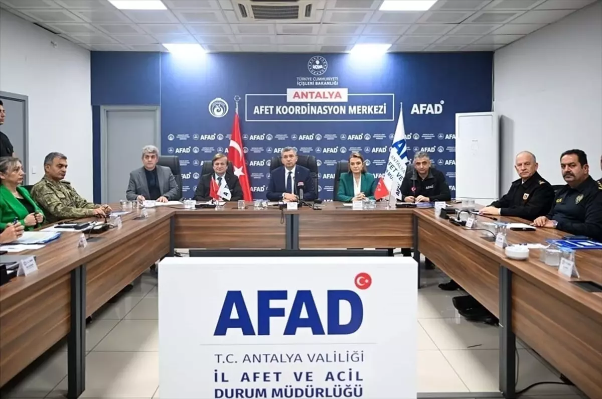 Antalya’da Turuncu Yağış Uyarısı