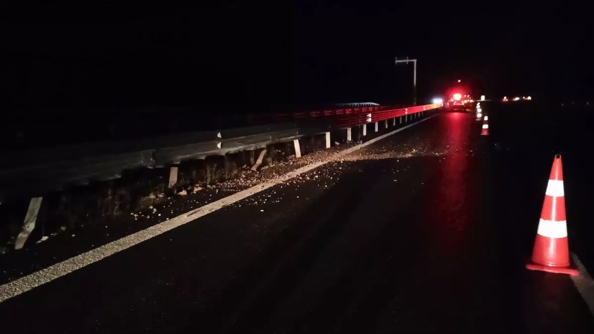 Kuzey Marmara Otoyolu’nda Sağanak Yağış Kazaya Neden Oldu