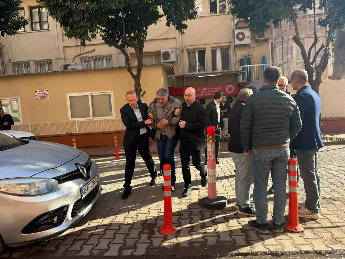Adana’da Kaptan Pilot Trafik Kazasında Hayatını Kaybetti