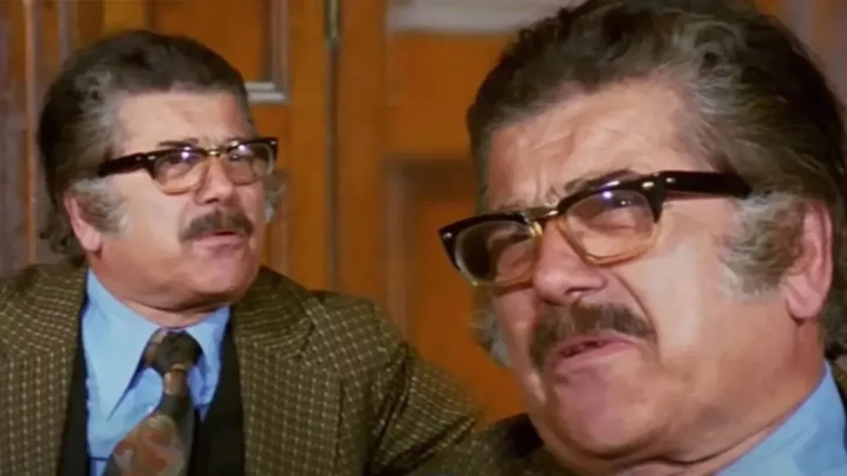 ‘Hababam Sınıfı’nın uyanık müdürüydü… Oğlu meğer ünlü komedyenmiş