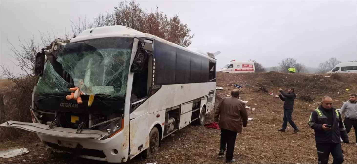 Kütahya’da Midibüs Kazası: 1 Ölü, 7 Yaralı
