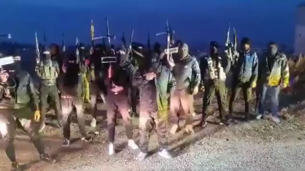 Suriye’de tehlikeli gelişme! Humus’taki hücreler ‘Muhalifler gelirse çatışacağız’ diyerek yemin ettiler