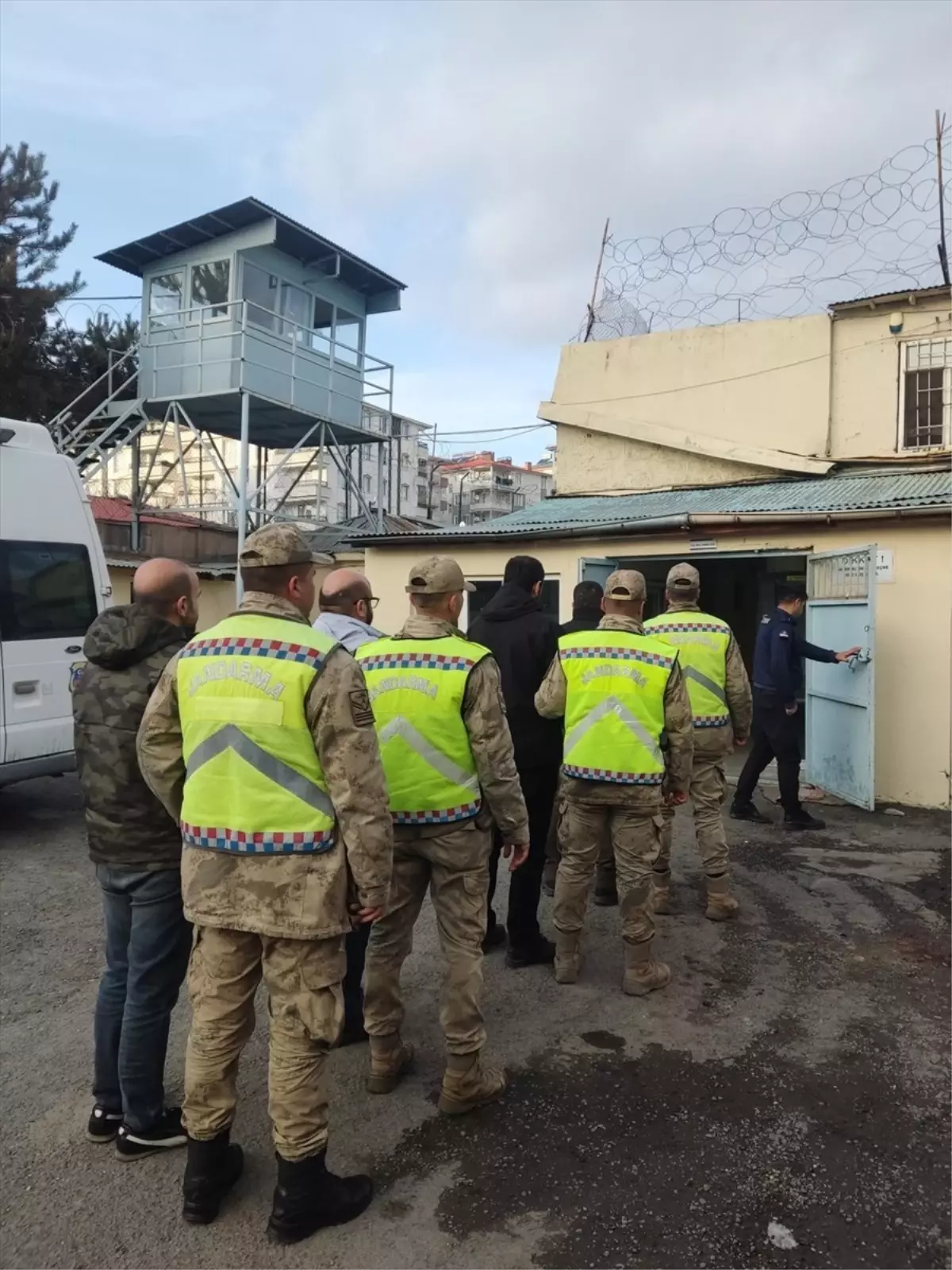 Van’da Düzensiz Göçmen Operasyonu
