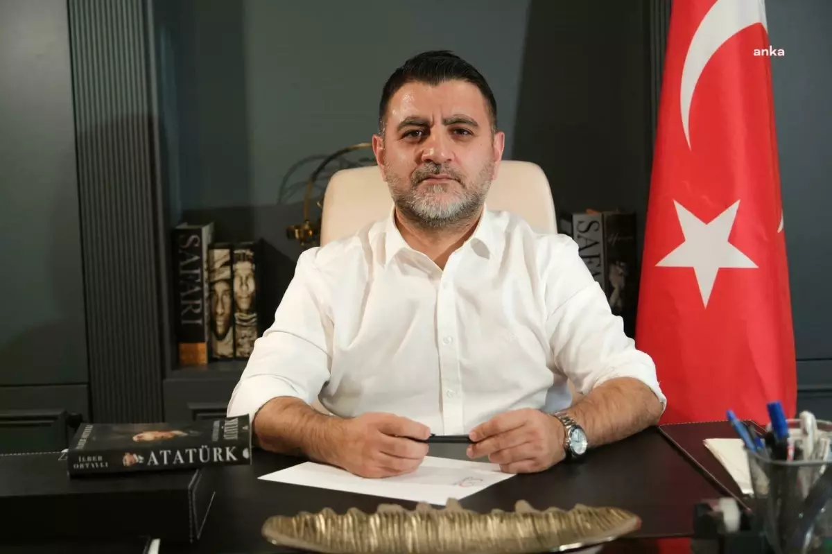 Genç Parti Liderinden İmamoğlu’na Destek: ‘İki Adayla Seçime Girilmeli’