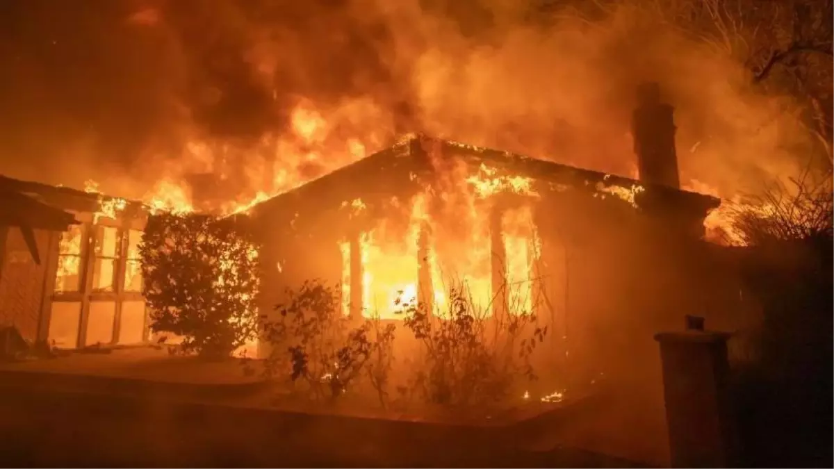 Los Angeles’ta Orman Yangınları: Can Kaybı 7’ye Ulaştı, 180 Bin Kişi Tahliye Edildi