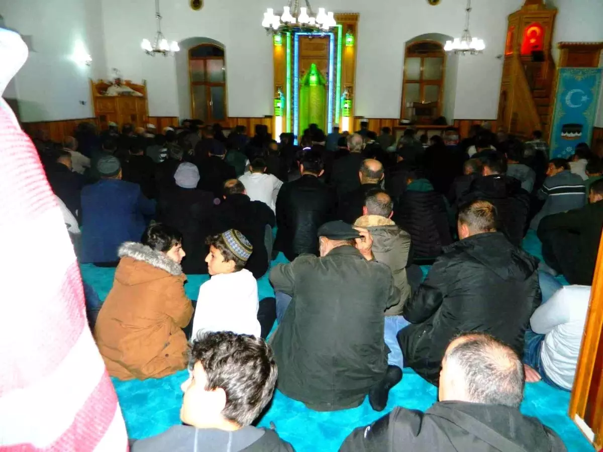 Kadir Gecesi Posof’ta Coşkuyla İdrak Edildi