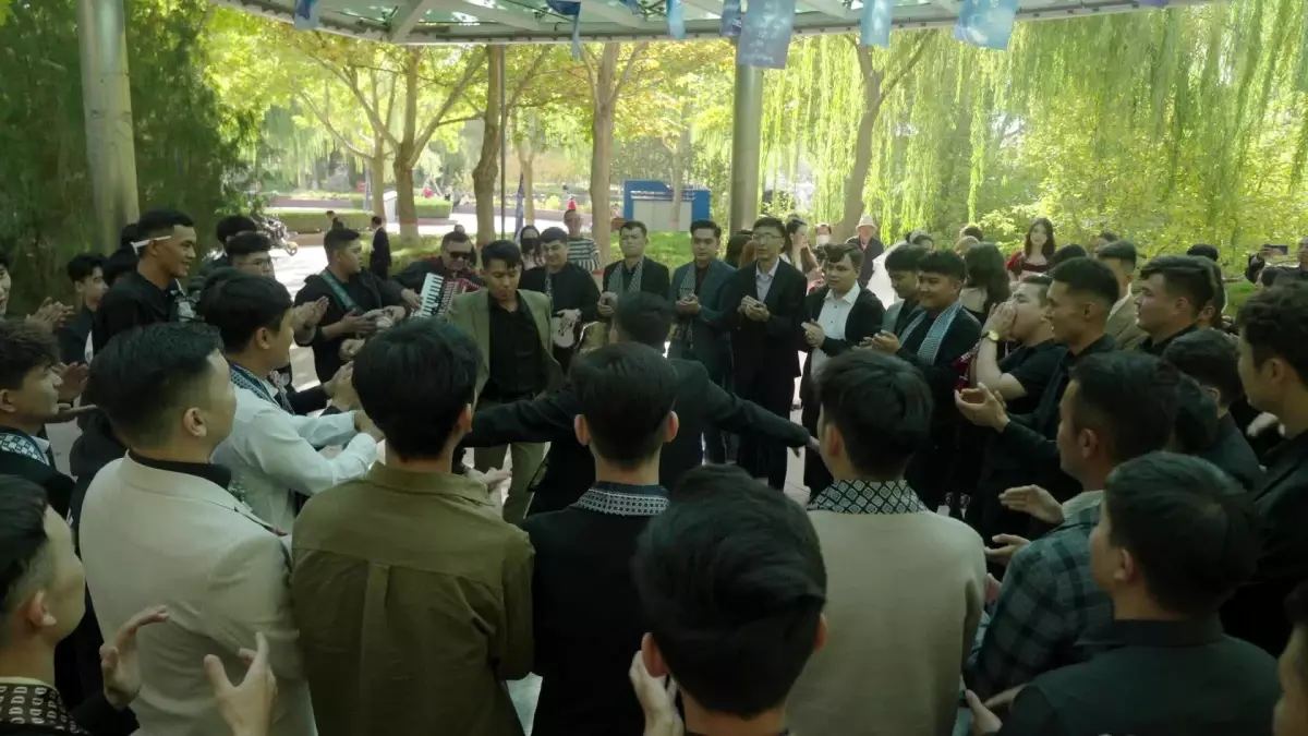 Xinjiang’da Bahar Neşesi